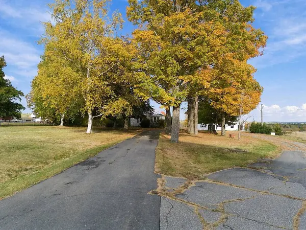 1631 Lakewood RD, Madison, ME 04950