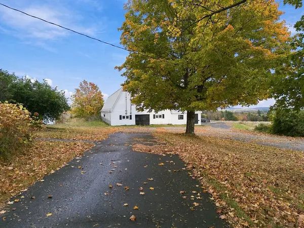 1631 Lakewood RD, Madison, ME 04950