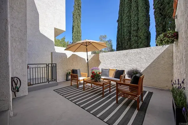 6755 Caminito Del Greco, San Diego, CA 92120