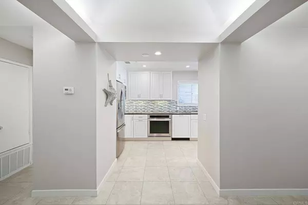 111 Sequoia #C, Carlsbad, CA 92008