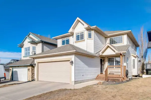 161 Douglas Ridge PL SE, Calgary, AB T2Z 2T3