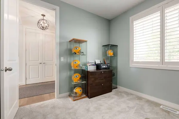 439 Canals BLVD SW, Airdrie, AB T4B 2N9