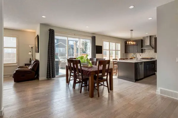439 Canals BLVD SW, Airdrie, AB T4B 2N9