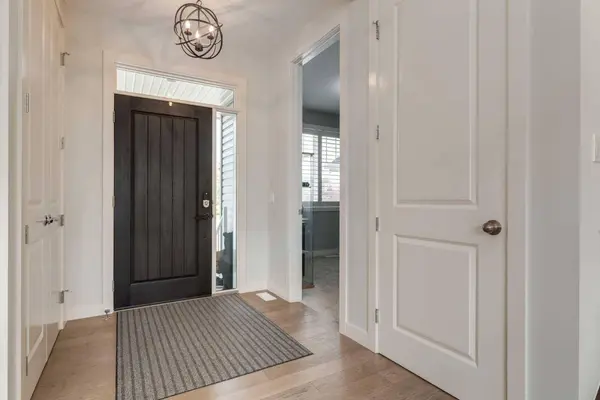 439 Canals BLVD SW, Airdrie, AB T4B 2N9