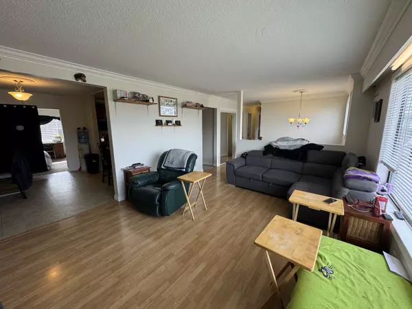 Abbotsford, BC V2S 6J9,1414 Kipling St