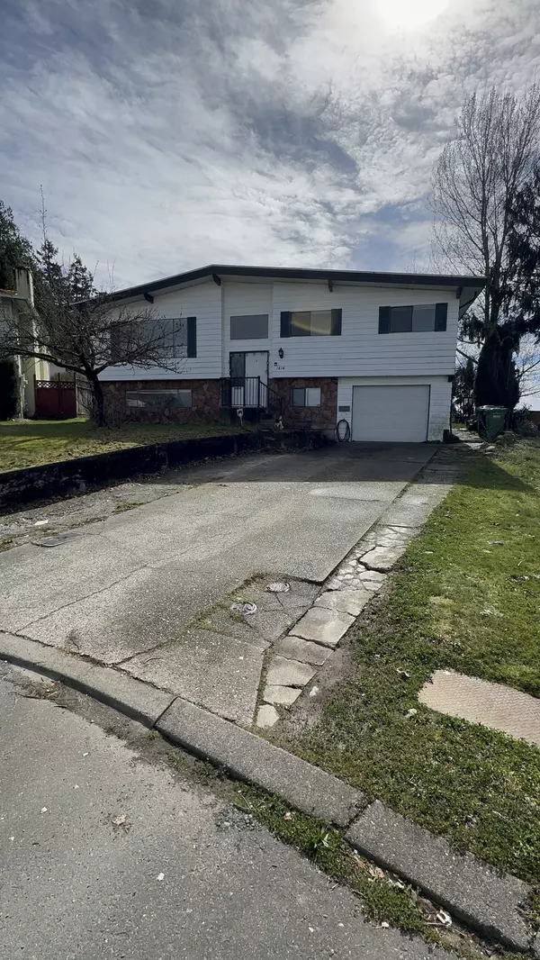 1414 Kipling St, Abbotsford, BC V2S 6J9