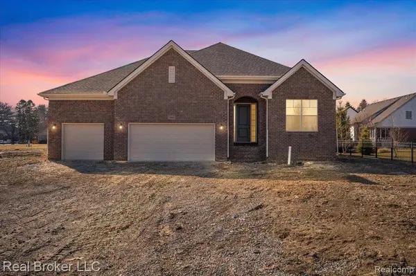 53983 STONYFORD Drive, New Baltimore, MI 48047