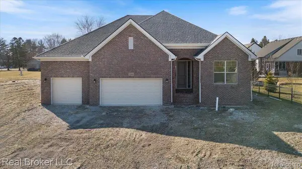 53983 STONYFORD Drive, New Baltimore, MI 48047