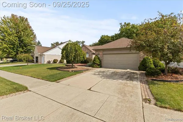 46526 Serenity Drive, Macomb Twp, MI 48044