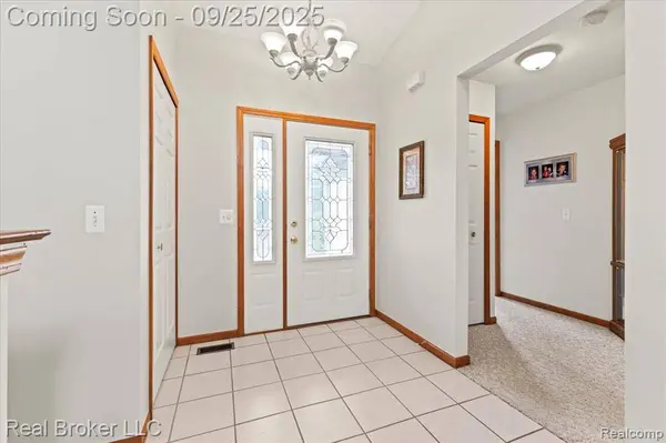 46526 Serenity Drive, Macomb Twp, MI 48044