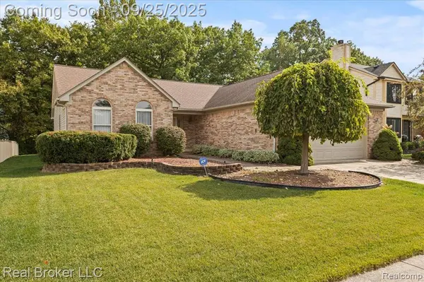 46526 Serenity Drive, Macomb Twp, MI 48044