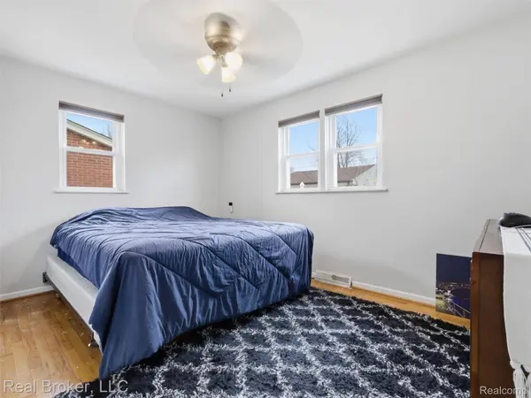 1584 Beaupre AVE, Madison Heights, MI 48071