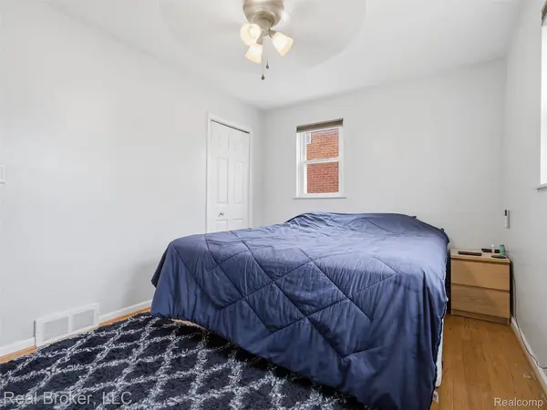 1584 Beaupre AVE, Madison Heights, MI 48071