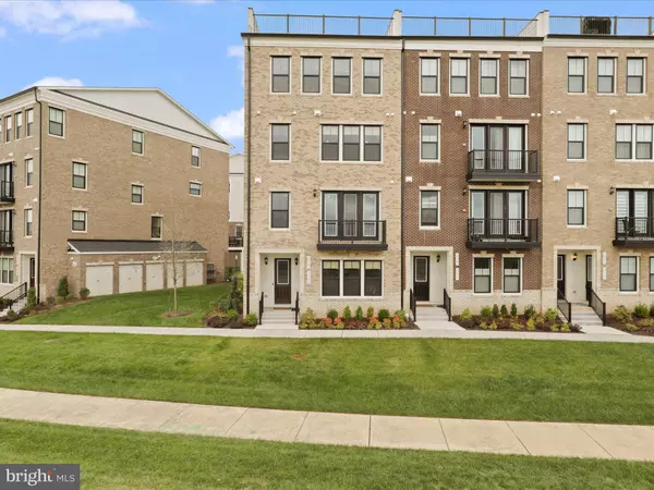 20789 LAMLASH TER, Ashburn, VA 20147