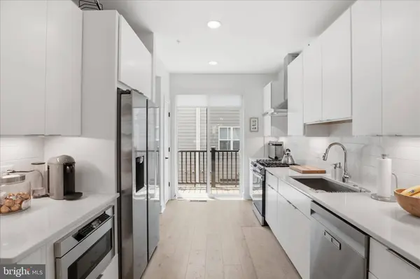 7331 BLADE DR, Falls Church, VA 22042