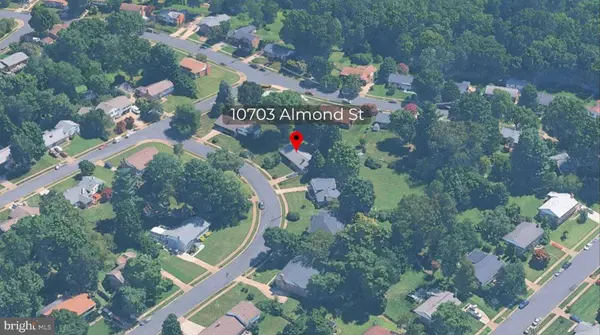 10703 ALMOND ST, Fairfax, VA 22032