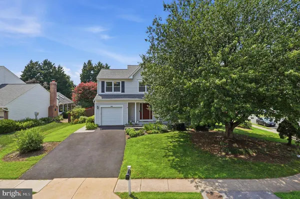 5406 SEQUOIA FARMS DR, Centreville, VA 20120