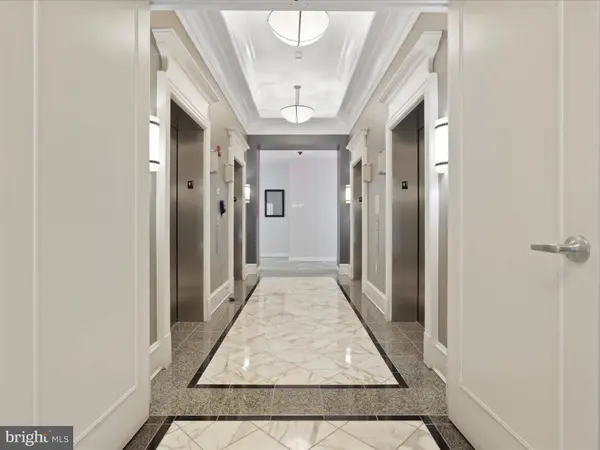 851 N GLEBE RD N #1521, Arlington, VA 22203
