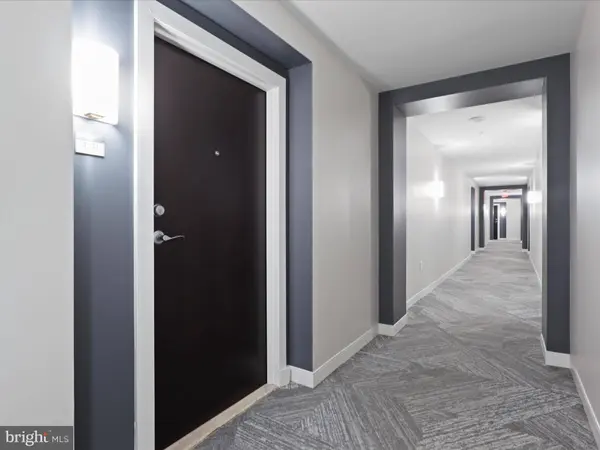 851 N GLEBE RD N #1521, Arlington, VA 22203
