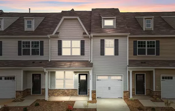 820 Pryor St, Mebane, NC 27302-0717