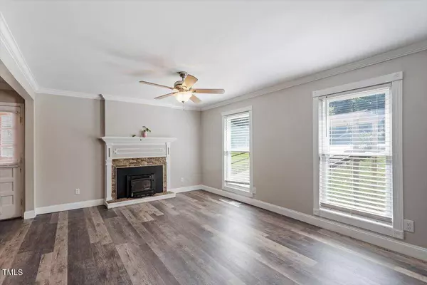 111 Mcdole Circle, Cary, NC 27511