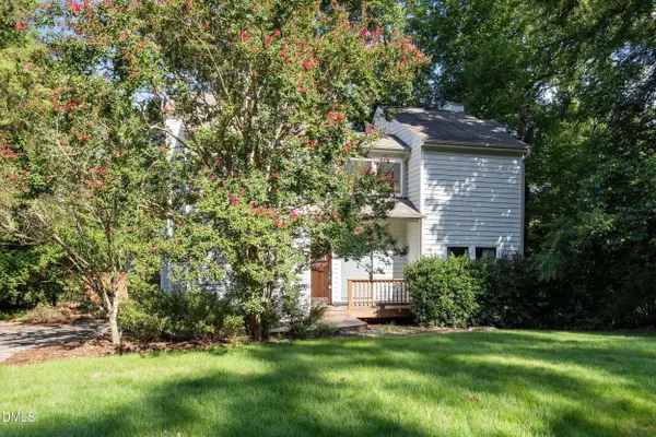 5 Sandstone Ridge DR, Durham, NC 27713