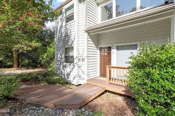 5 Sandstone Ridge DR, Durham, NC 27713