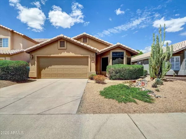 4046 E CHAPAROSA Way, Cave Creek, AZ 85331