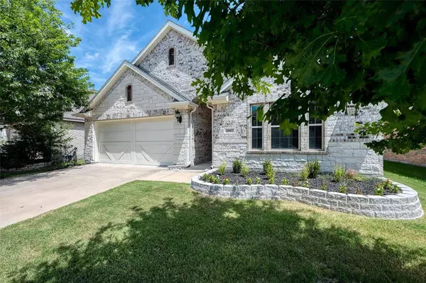 2807 Mesquite Avenue, Melissa, TX 75454