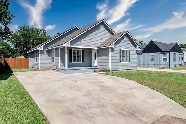 1110 N Ross Avenue, Sherman, TX 75090