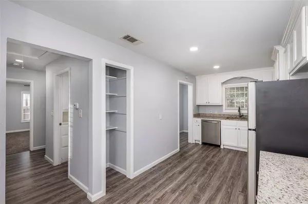 1110 N Ross Avenue, Sherman, TX 75090