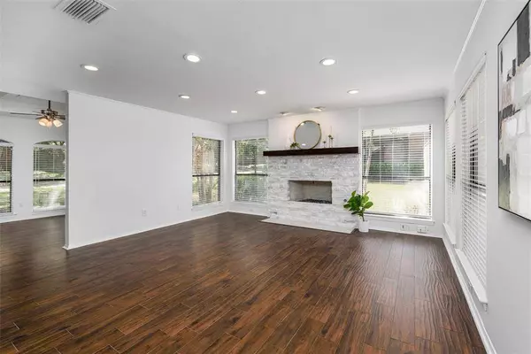 4045 Morman Lane, Addison, TX 75001