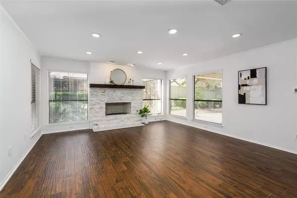 4045 Morman Lane, Addison, TX 75001