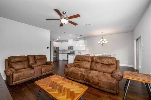 329 Carnaby Court, Mckinney, TX 75072