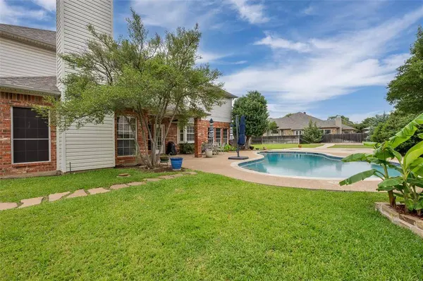5109 Spanish River Trail, Fort Worth, TX 76137