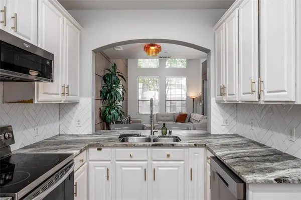 575 S Virginia Hills Drive #2404, Mckinney, TX 75072