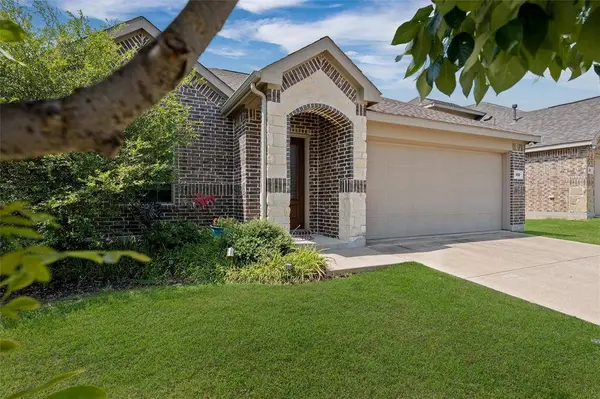 809 Spruce Lane