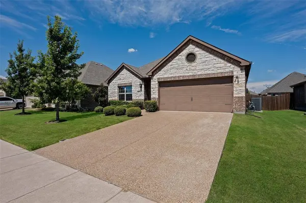 3017 Bobcat Drive, Melissa, TX 75454