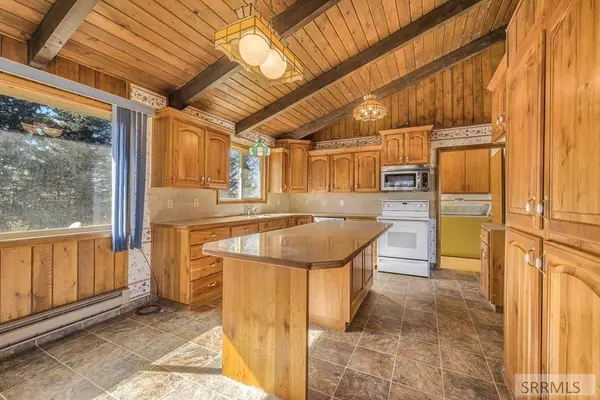 819 Sand Creek Road, St Anthony, ID 83445