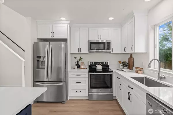 5709 68th ST NE, Marysville, WA 98270