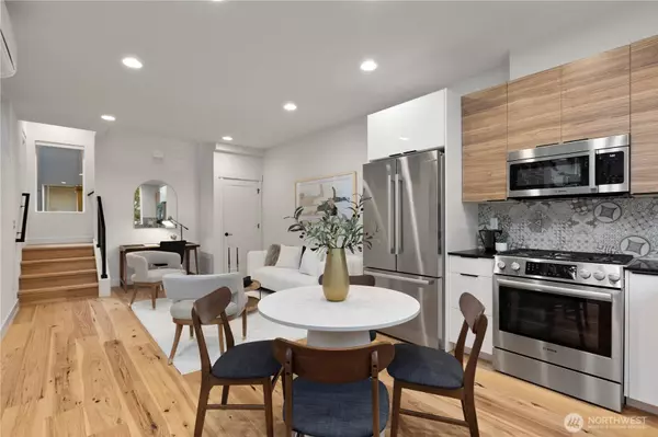 2439 NW 61st ST #A, Seattle, WA 98107