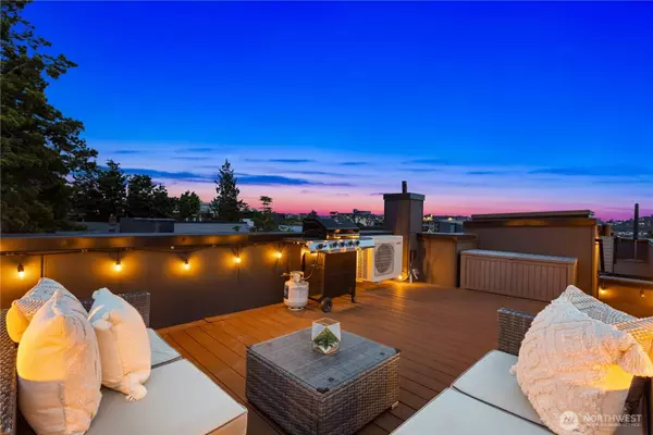 2439 NW 61st ST #A, Seattle, WA 98107