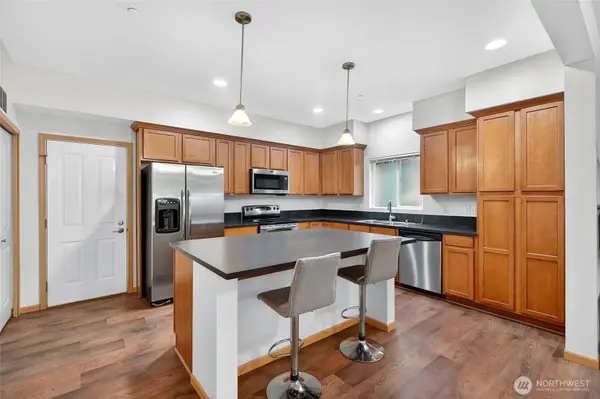 4674 Wade ST #102, Bellingham, WA 98226