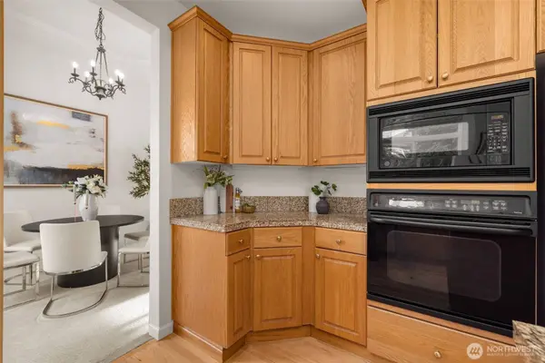 17617 31st DR SE, Bothell, WA 98012
