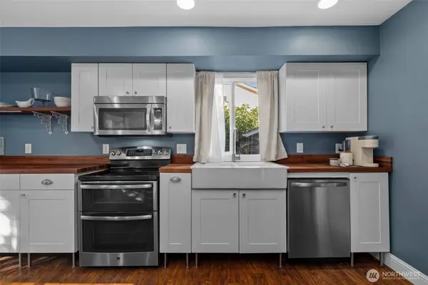 3111 154th ST SW, Lynnwood, WA 98087