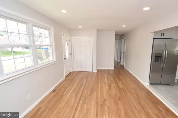 30 HILL DR, Pine Hill, NJ 08021