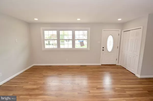 30 HILL DR, Pine Hill, NJ 08021