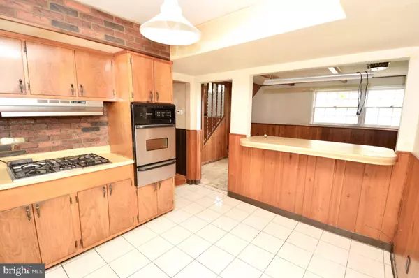 2264 NORWOOD AVE, Pennsauken, NJ 08110