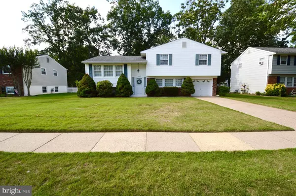 1028 STANDISH DR, Turnersville, NJ 08012