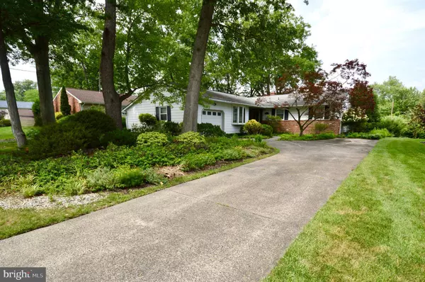 1121 CRANE DR, Cherry Hill, NJ 08003